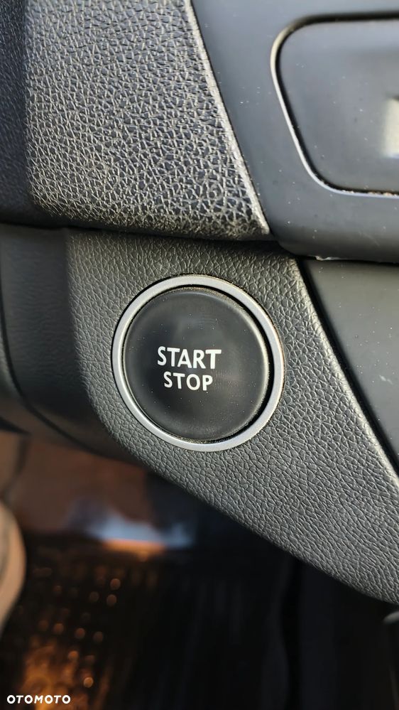 Renault Laguna 2.0 dCi Bose Edition - 37