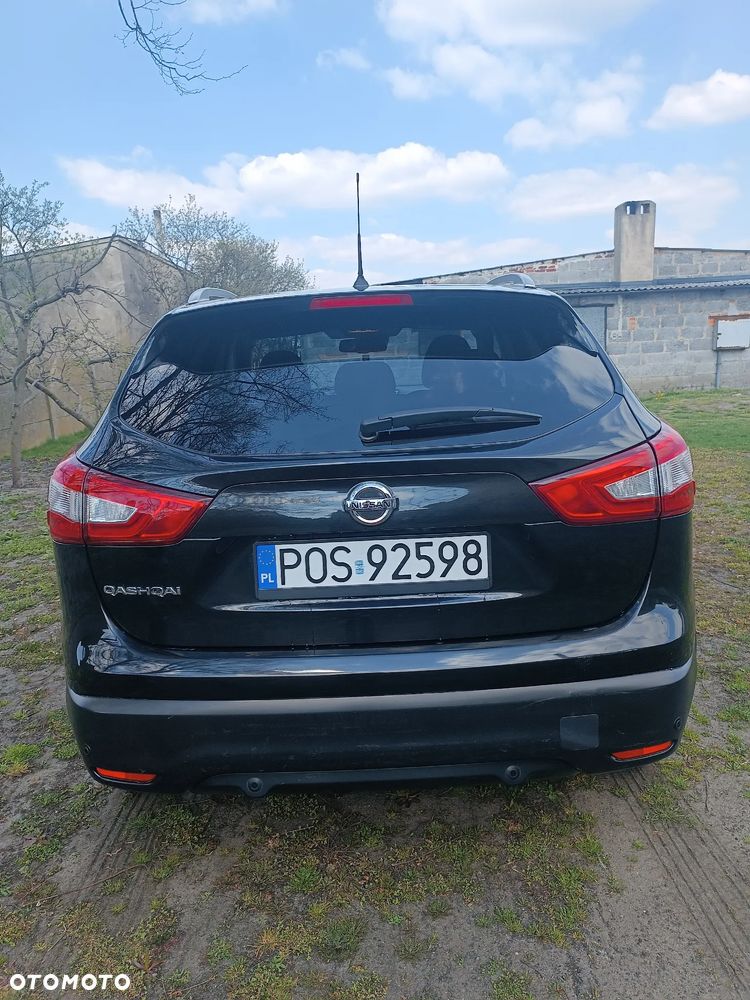 Nissan Qashqai 1.6 DCi Xtronic TEKNA - 8