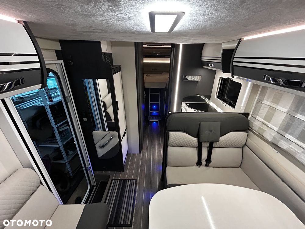 Ford Transit - 11