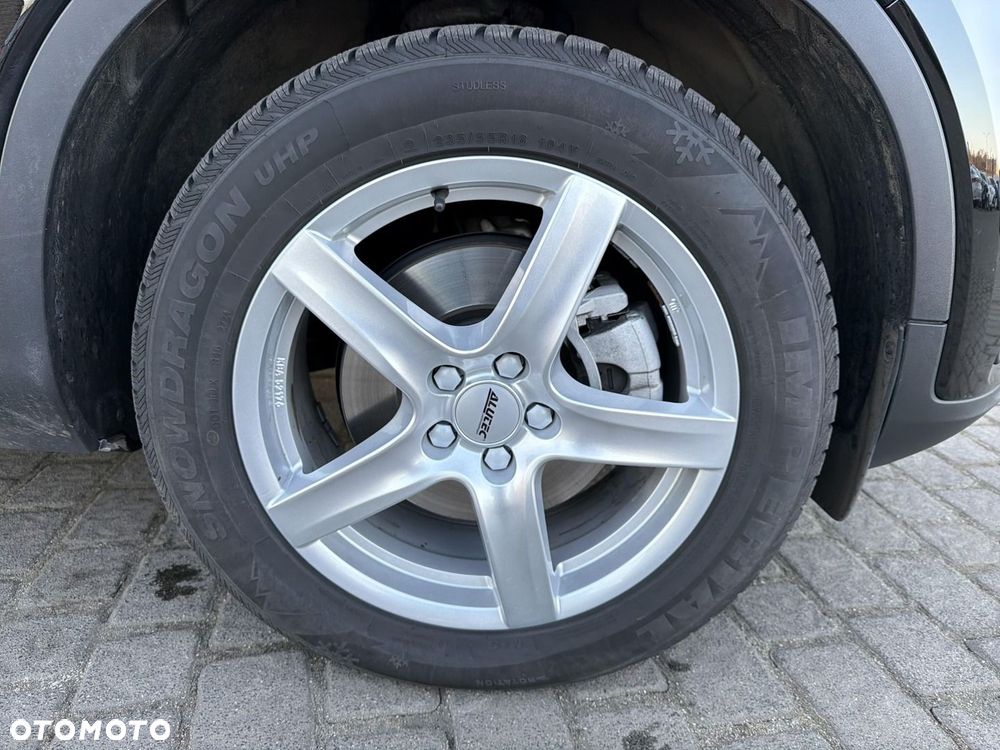 Volvo XC 40 B3 Core - 9