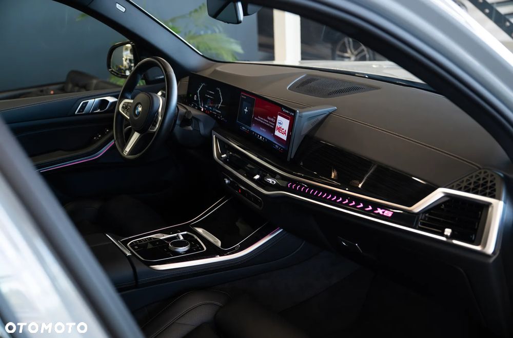 BMW X5 xDrive30d mHEV - 18