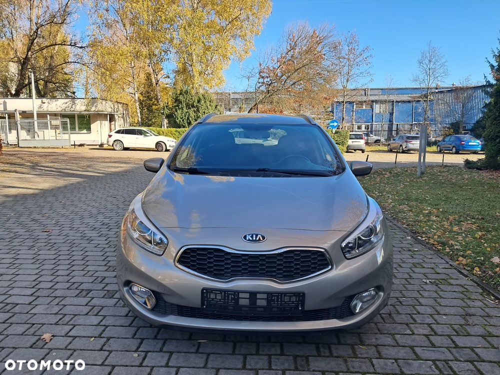 Kia Ceed Cee'd 1.6 GDI Business Line - 2