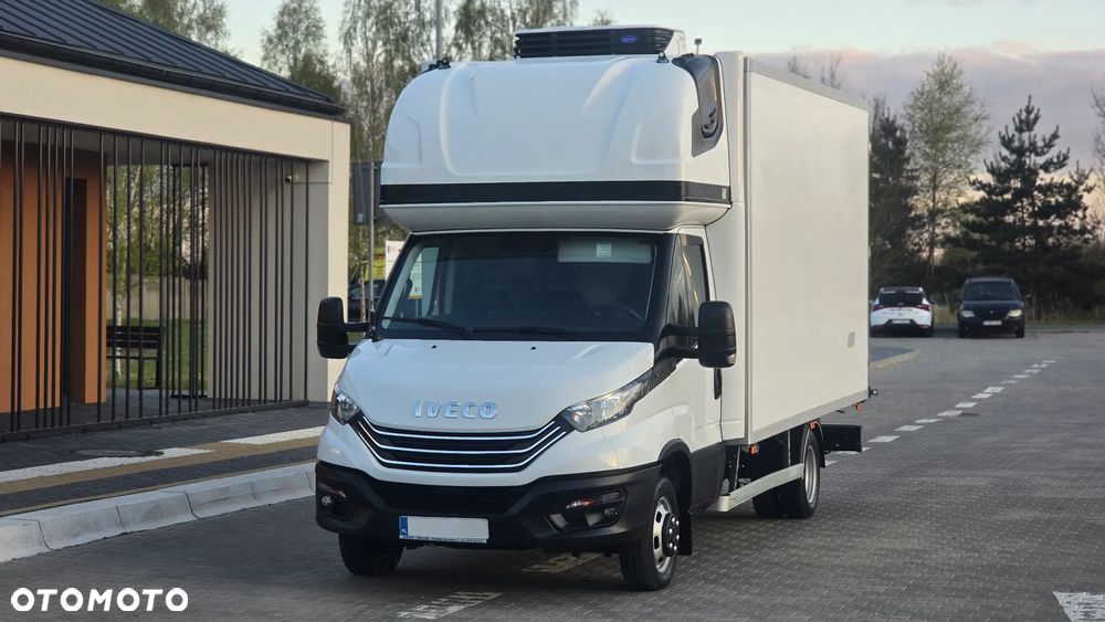 Iveco ❗️❗️DAILY 3.0 180Km 50C18 JAK NOWY ❗️❗️NOWY MODEL / CHŁODNIA MROŹNIA -32 +32 / ZASILANIE 230V / PIERWSZY WŁASCICIEL  / TEMPOMAT AKTYWNY / BLIŹNIAKI / ZASILANIE 230V / GRUBA SCIANKA / ZABUDOWA DPR / AGREGAT CARRIER XARIOS 350 / WERSJA WZMOCNIONA / FULL OPCJA / SERWIS ASO / SALON POLSKA / 35C15 50C15 35C18❗❗ JAK Z SALONU - NOWY -❗❗ - 13