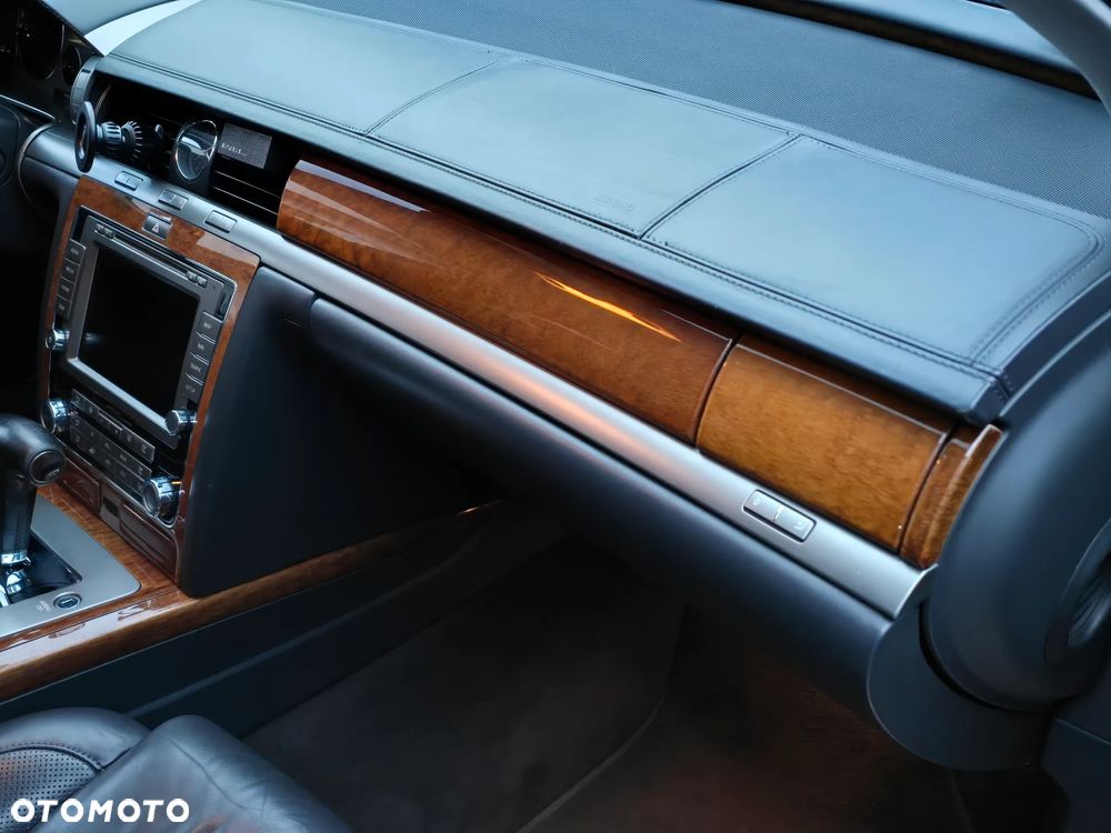 Volkswagen Phaeton 3.0 V6 TDI DPF 4MOTION Automatik (4 Sitzer) - 23