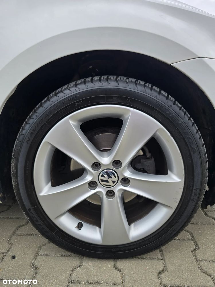 Volkswagen Golf 1.6 TDI BlueMotion Technology DSG Comfortline - 23