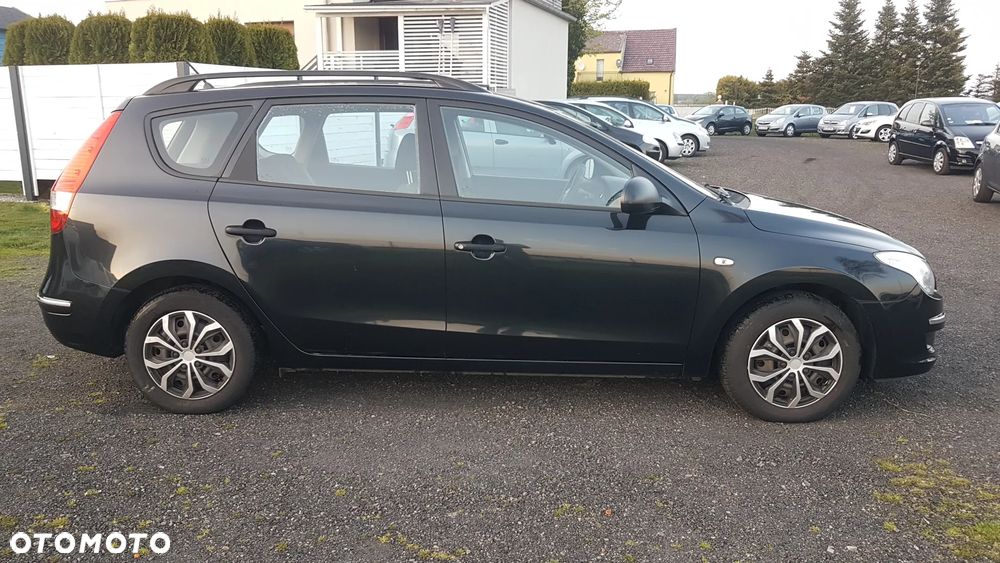 Hyundai i30 1.6 blue Style - 2