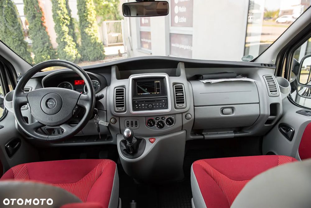 Opel Vivaro - 21