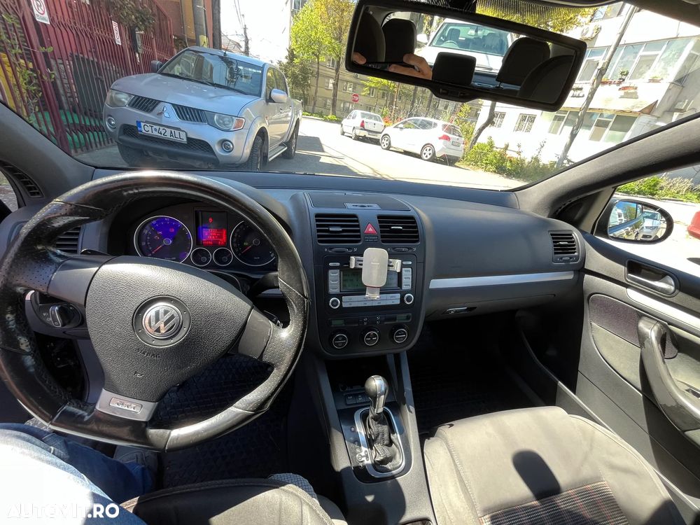 Volkswagen Golf 2.0FSI GTI DSG - 12