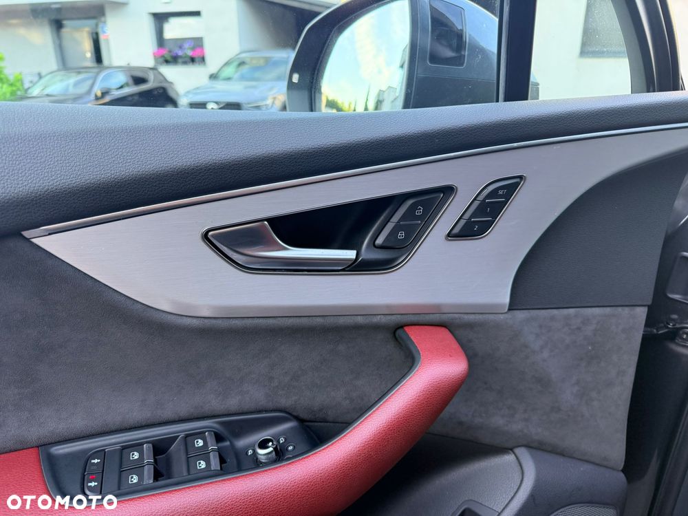 Audi SQ7 4.0 TDI Quattro Tiptronic - 33