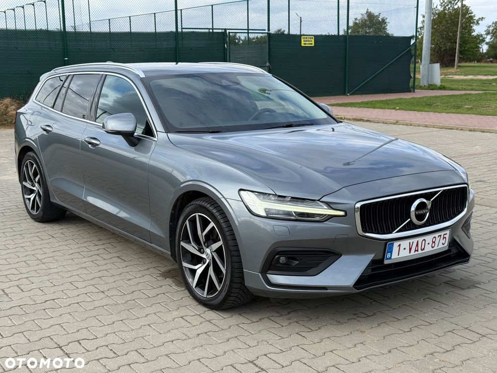 Volvo V60 D3 Momentum Pro - 21