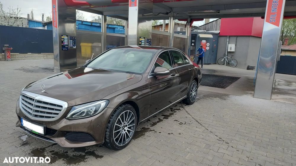 Mercedes-Benz C 250 (BlueTEC) d 4Matic 7G-TRONIC - 2