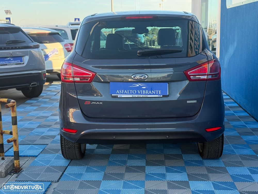 Ford B-Max 1.0 EcoBoost Titanium - 4