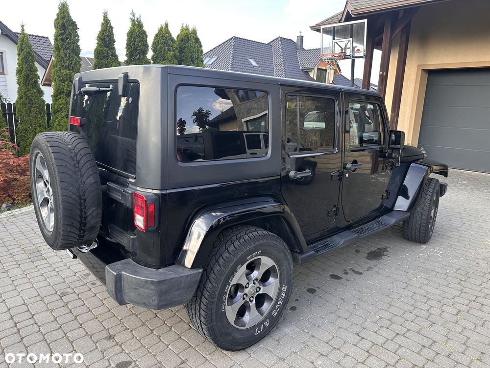 Jeep Wrangler 3.6 Unlim Sahara - 8