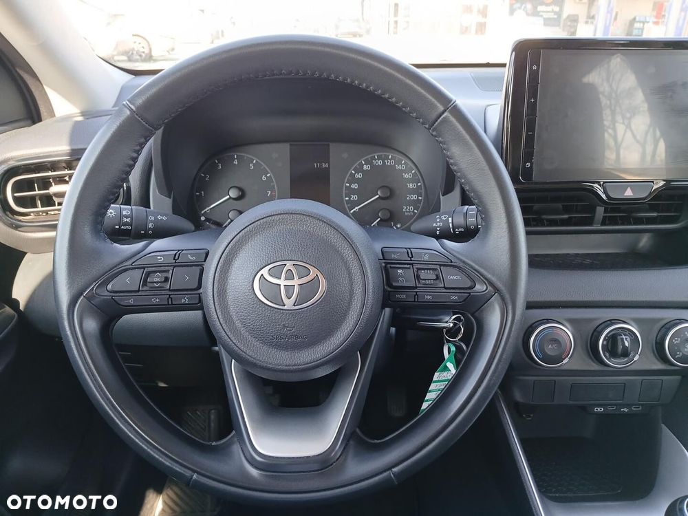 Toyota Yaris 1.5 Comfort - 16