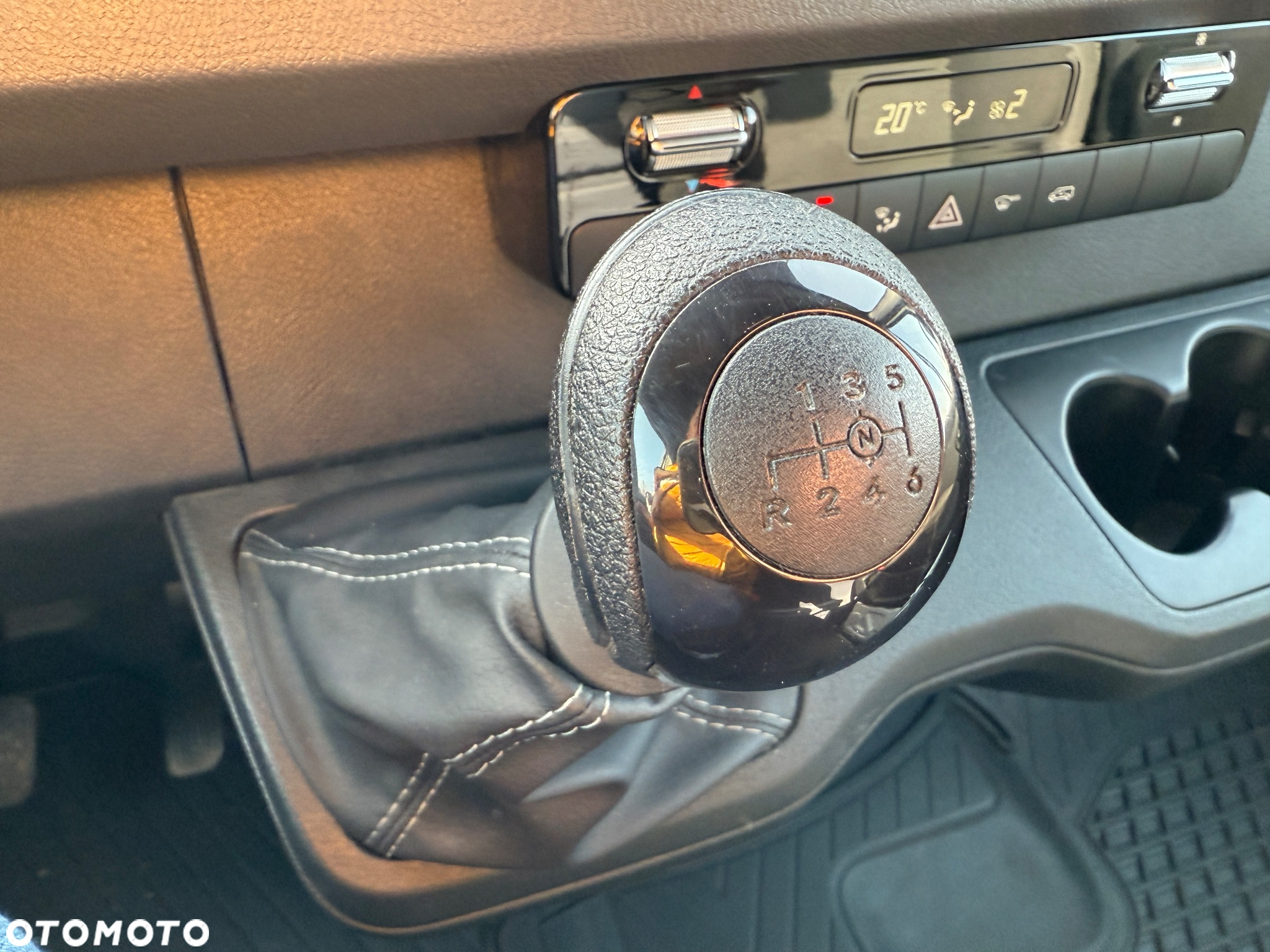 Mercedes-Benz Sprinter 317 CDI /L2H2 średniak/LED/Prawie Nowy/Navi/Klima/Kamera/bdb stan - 33