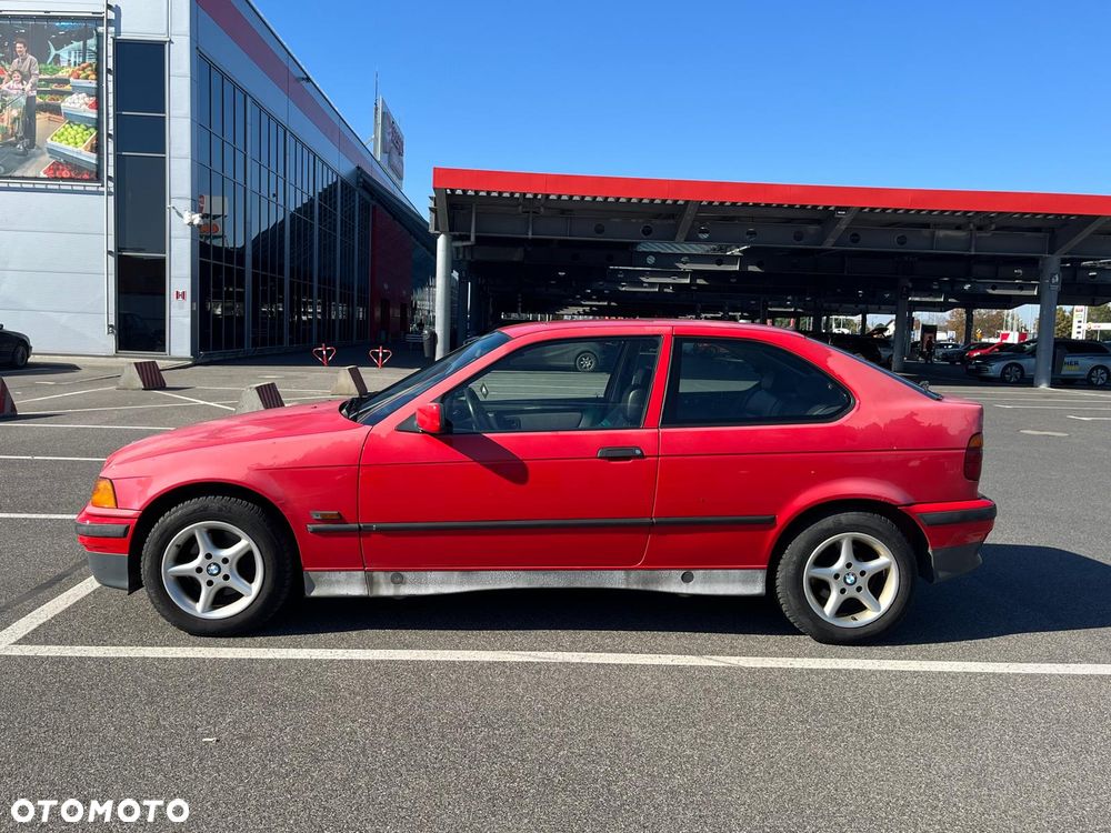 BMW Seria 3 1996 photo 2