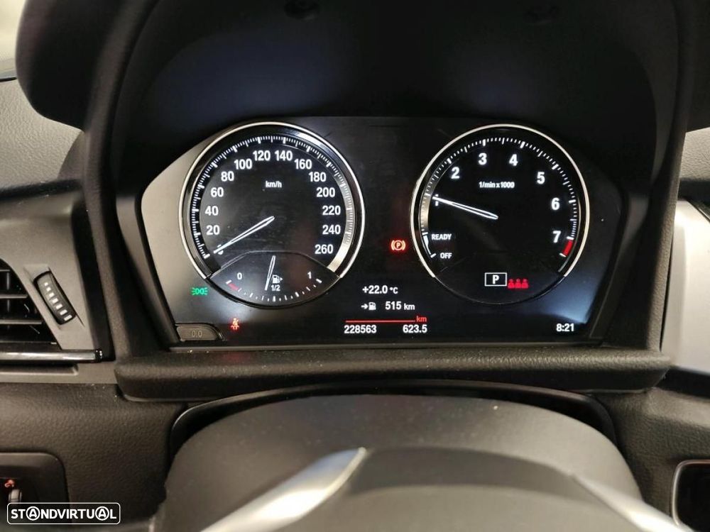 BMW 218 Active Tourer i Auto - 6