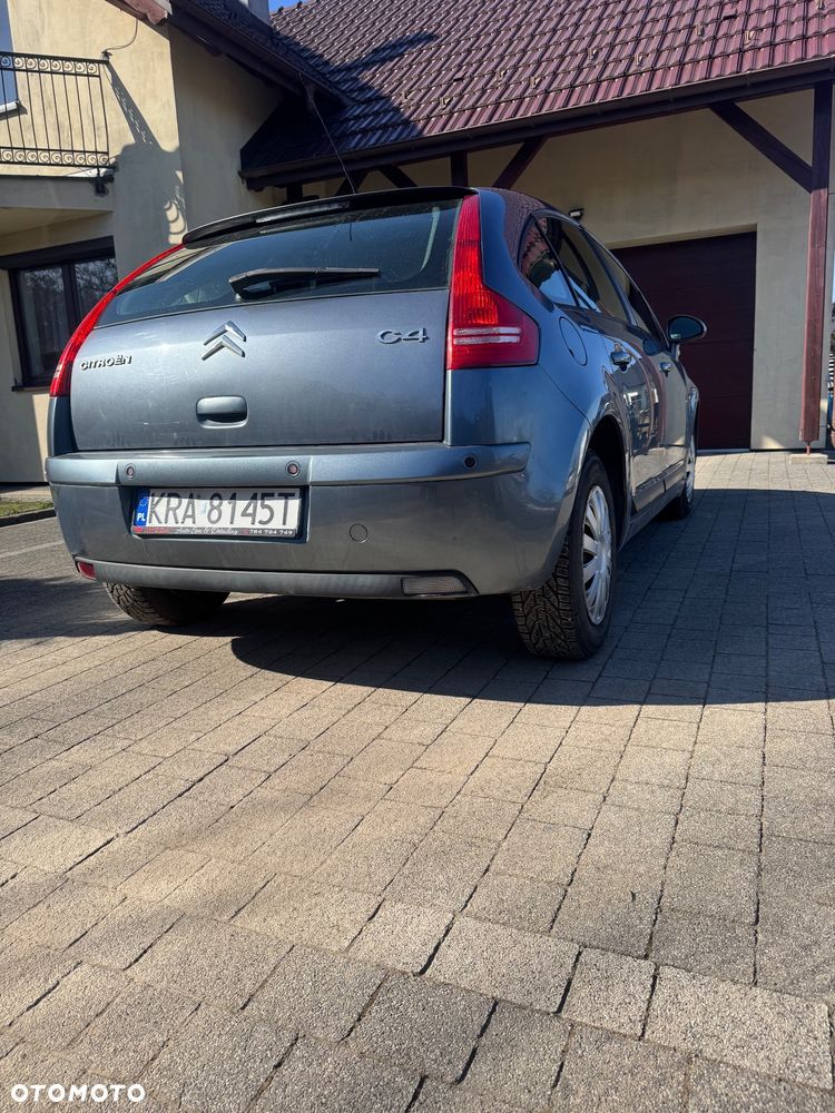 Citroën C4 1.6 16V Magic - 4
