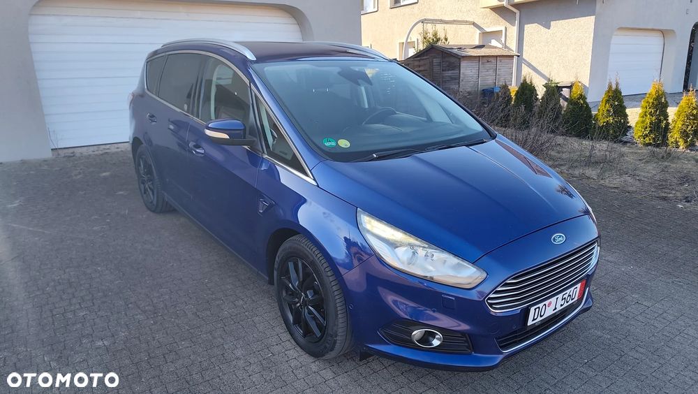 Ford S-Max 2.0 TDCi DPF Champions Edition - 36