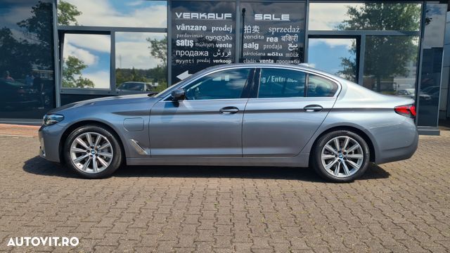 BMW Seria 5 530e Aut. Luxury Line - 13