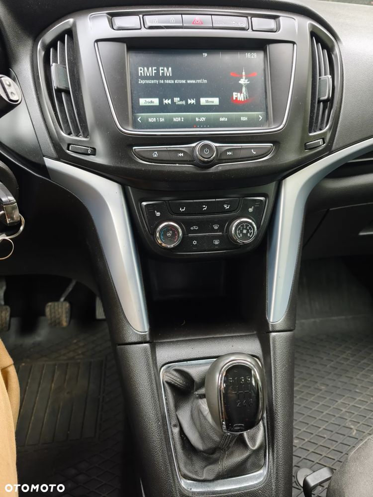 Opel Zafira 1.6 T 120 Lat S&S - 23