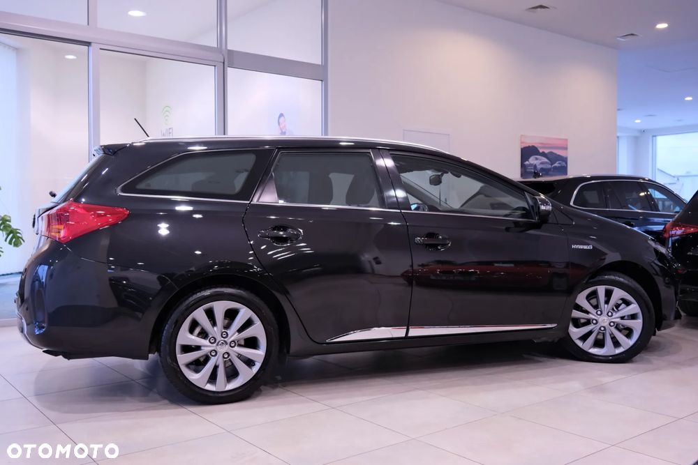 Toyota Auris 1.8 HSD Luna - 14