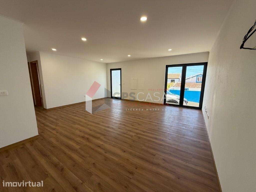 Moradia T2 pronta a habitar - Freguesia dos Biscoitos - Grande imagem: 5/29