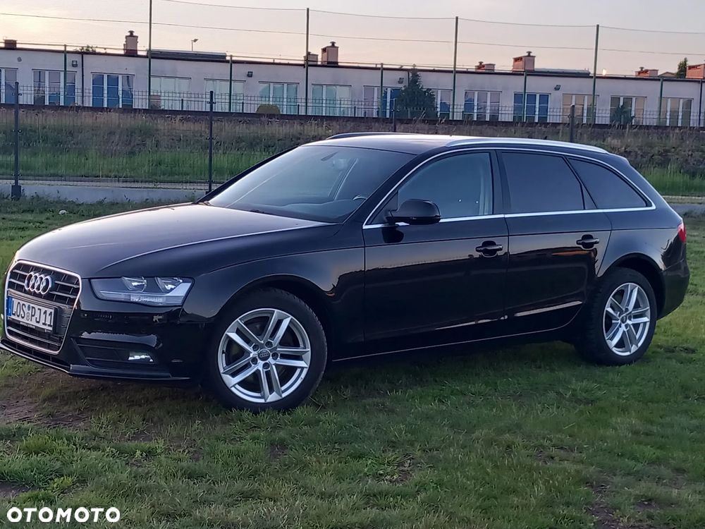 Audi A4 Avant 2.0 TDI DPF Ambiente - 18