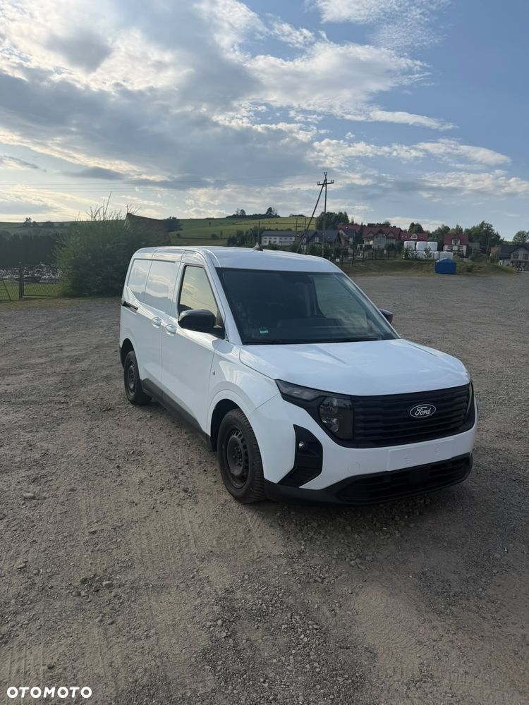 Ford Transit Courier Trend - 2