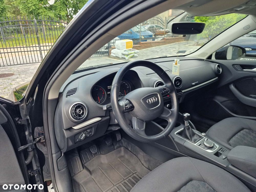 Audi A3 Sportback 2.0 TDI - 12