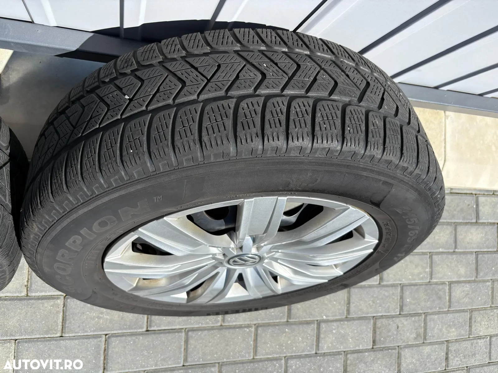 Volkswagen Tiguan 2.0 TDI 4Mot DSG Comfortline - 38