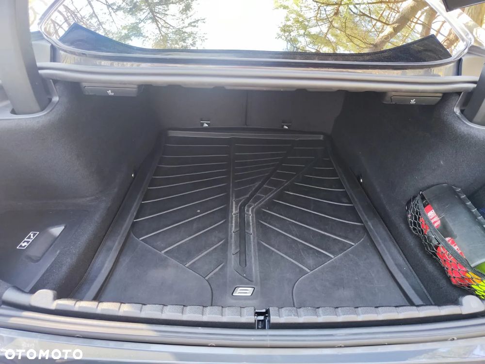 BMW Seria 8 M850i xDrive - 10