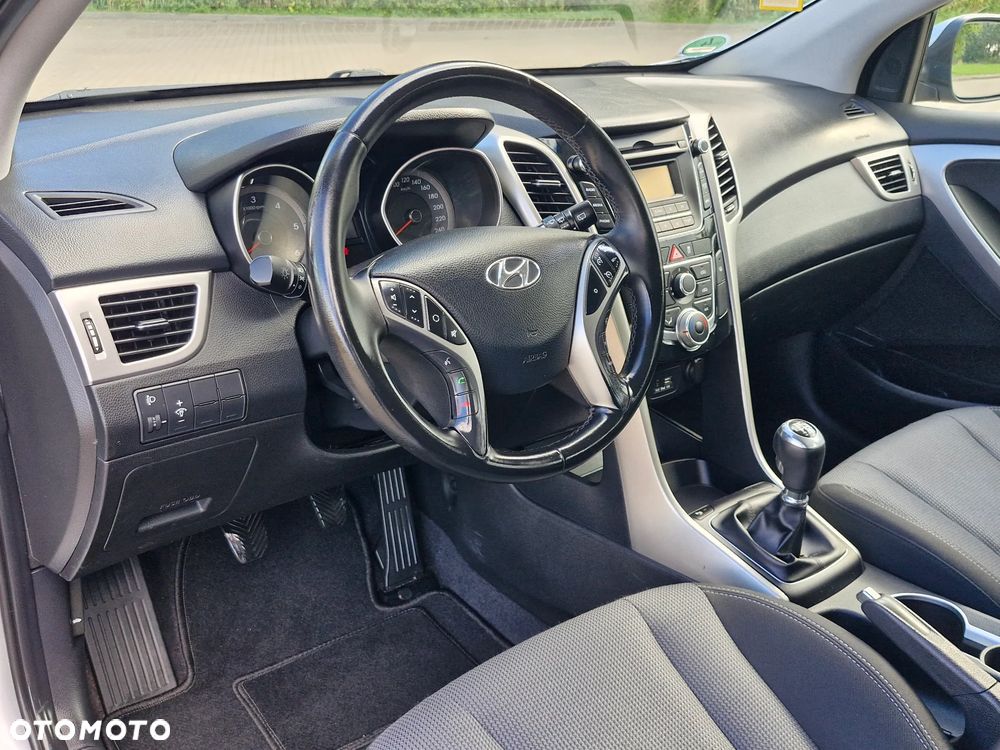 Hyundai i30 1.6 CRDi Style - 19