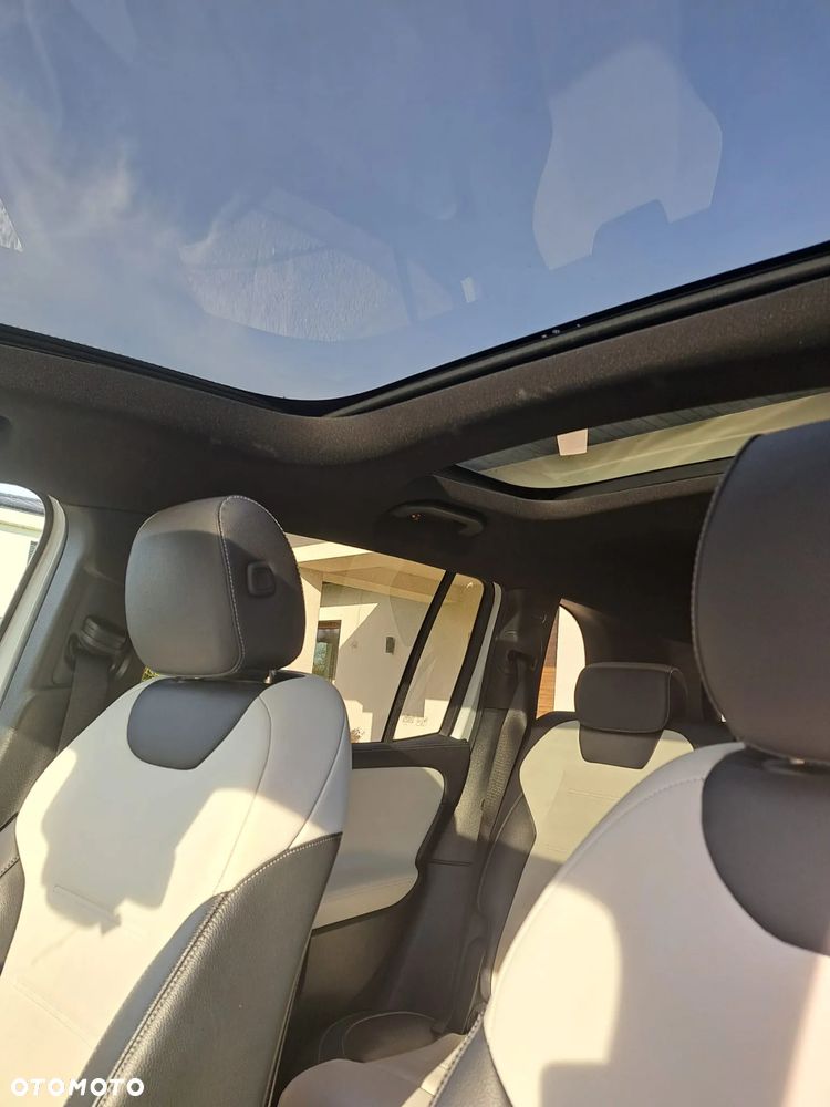 Mercedes-Benz GLB 200 AMG Line 7G-DCT - 7