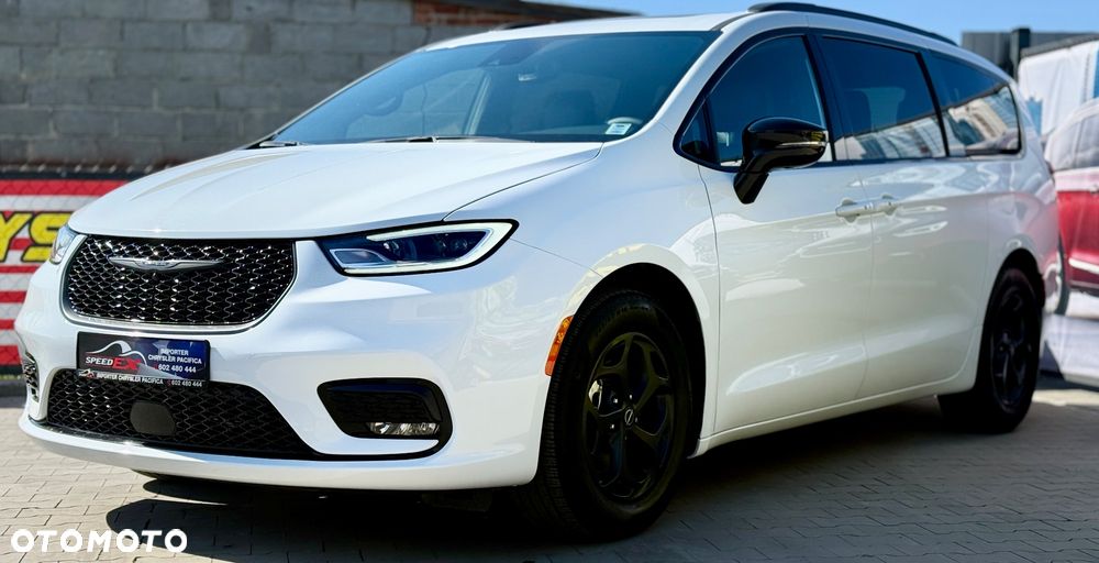 Chrysler Pacifica - 9