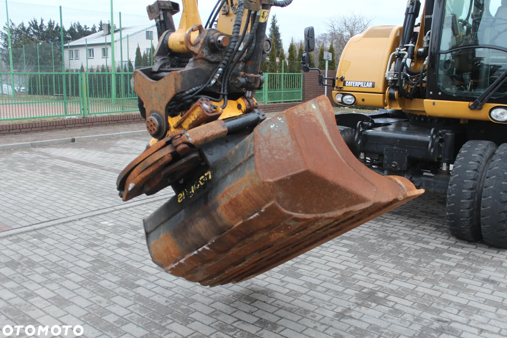 Caterpillar M 313D ROTOTILT ENGCON SZCZYPCE - 9