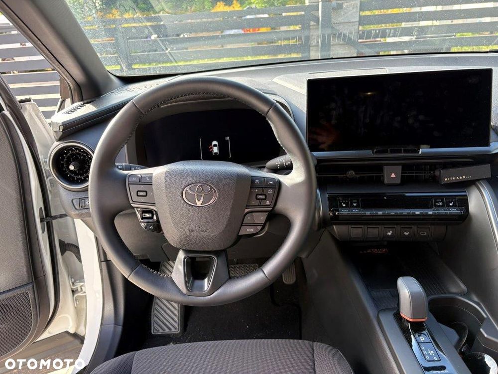 Toyota C-HR - 21