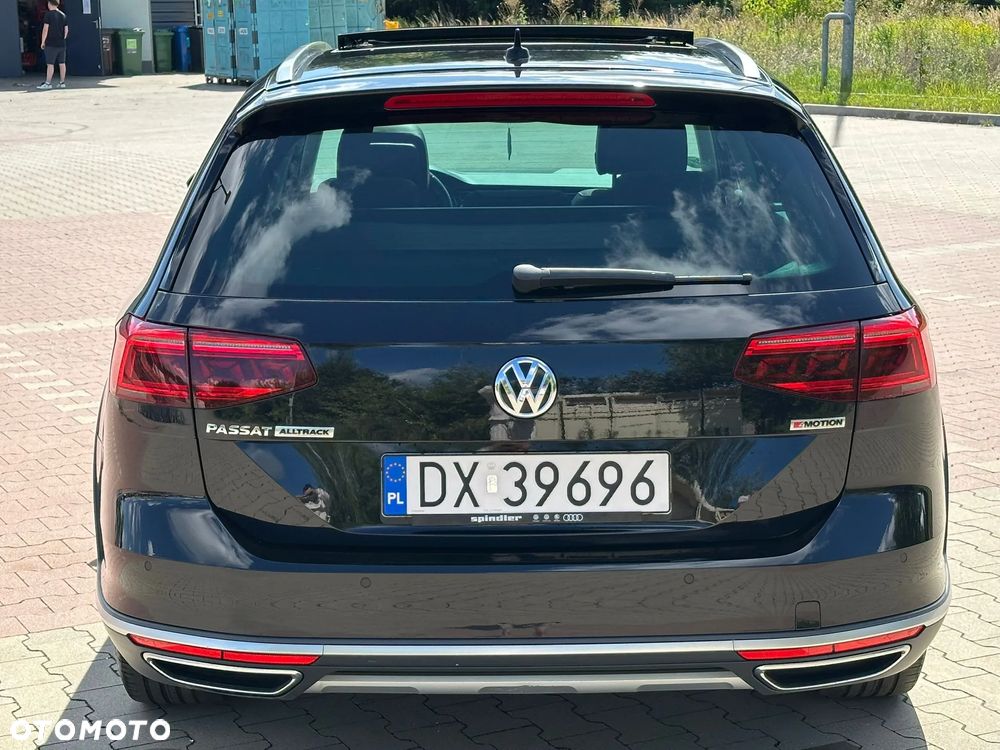 Volkswagen Passat Alltrack 2.0 TDI SCR DSG 4Motion - 4