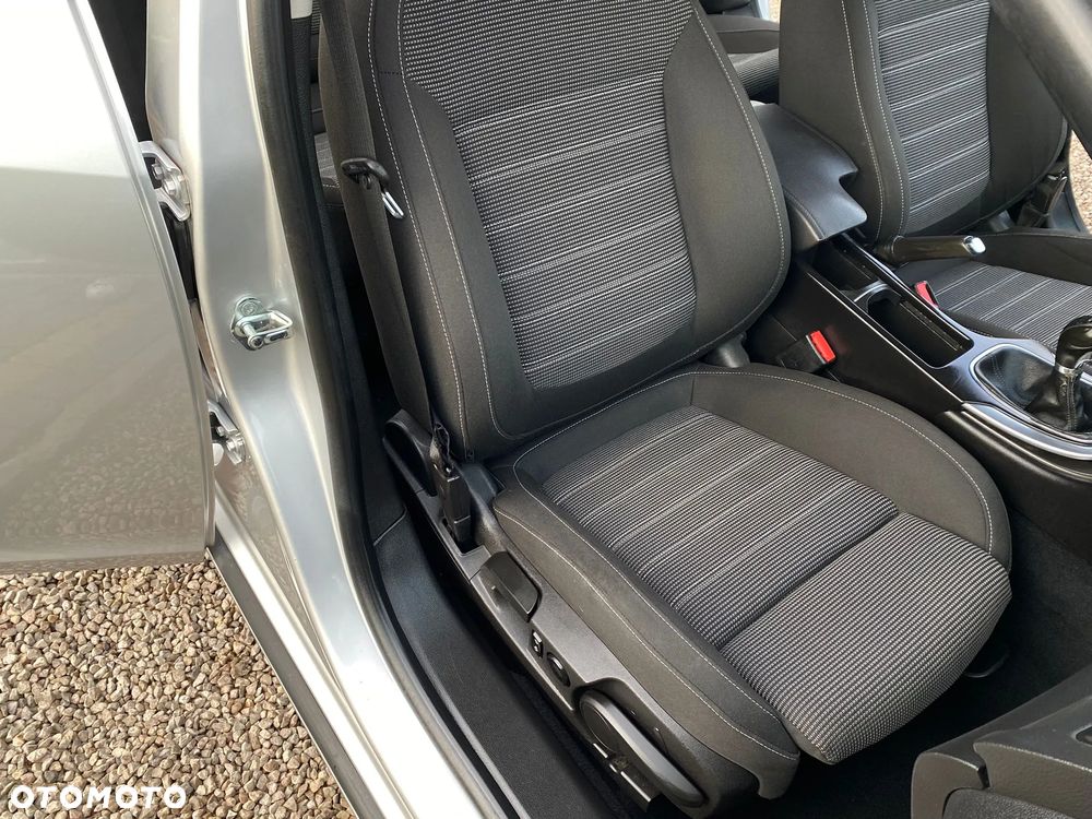 Opel Insignia 2.0 CDTI Active - 29