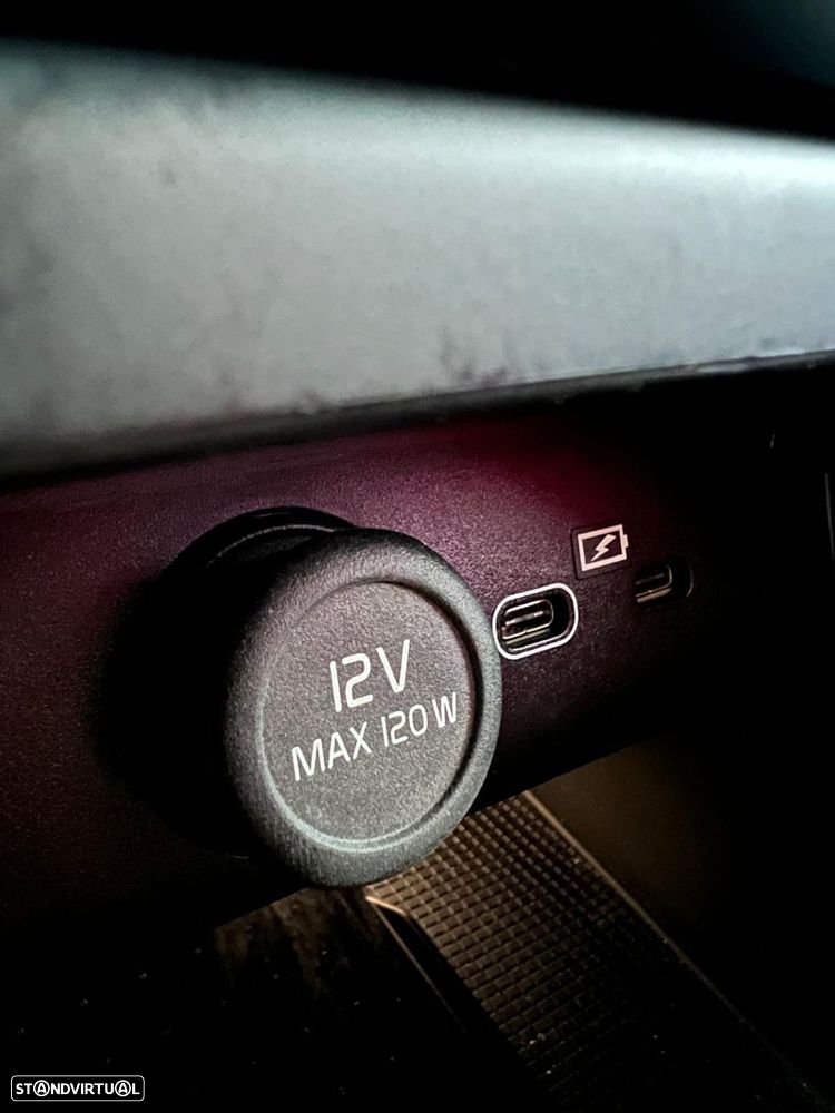 Volvo C40 Recharge Plus - 24