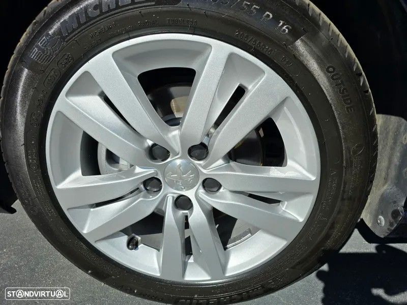 Peugeot 308 SW BlueHDi 130 EAT6 Stop & Start Active - 52