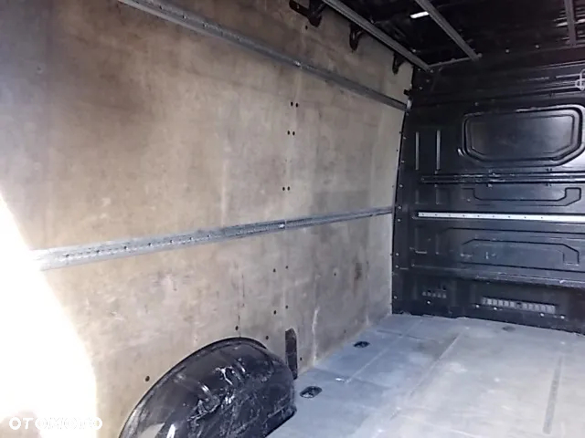 Volkswagen CRAFTER L3H2 2,0TDI 177PS - 26