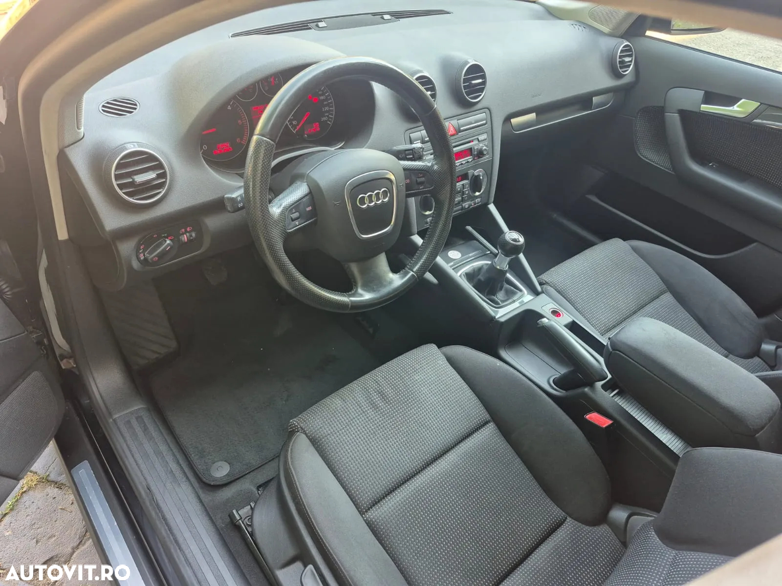 Audi A3 2.0 TDI Sportback Ambiente - 4
