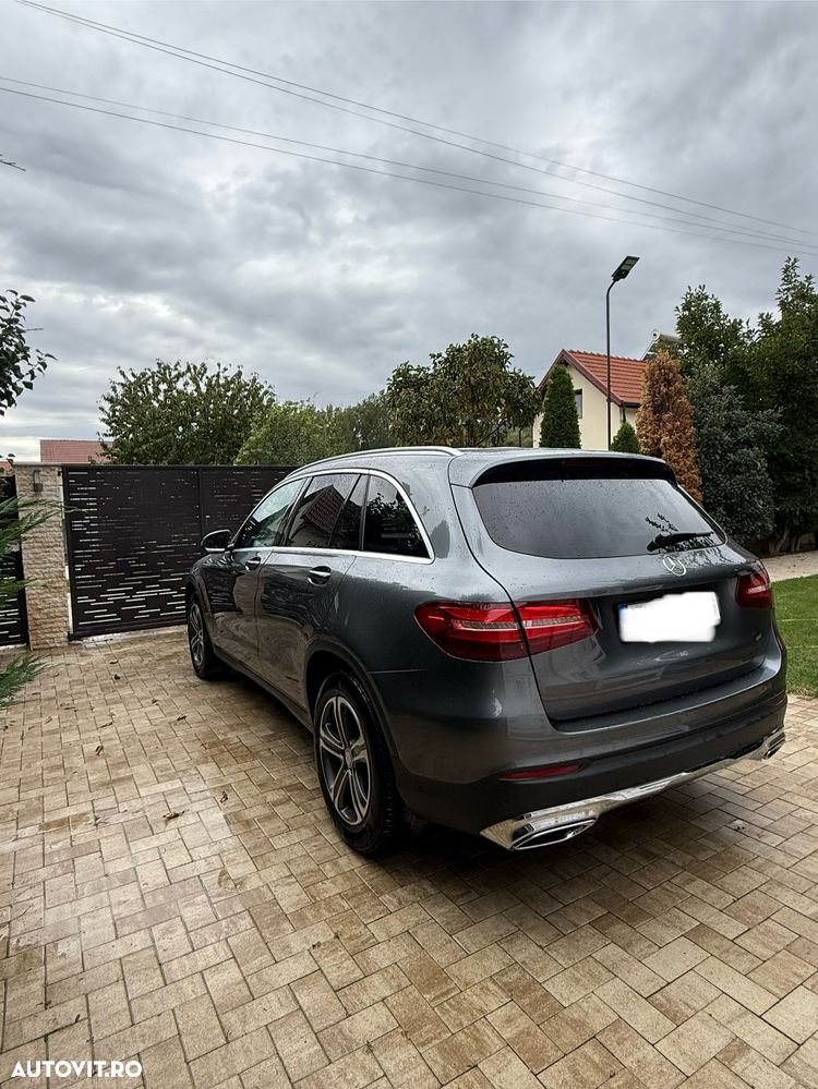 Mercedes-Benz GLC - 3