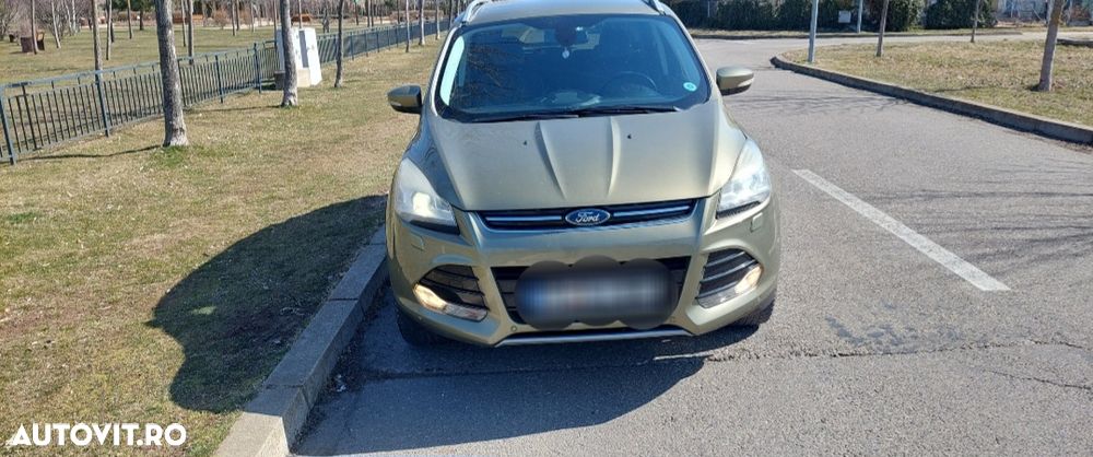 Ford Kuga 2.0 TDCi Powershift 4WD Titanium - 8
