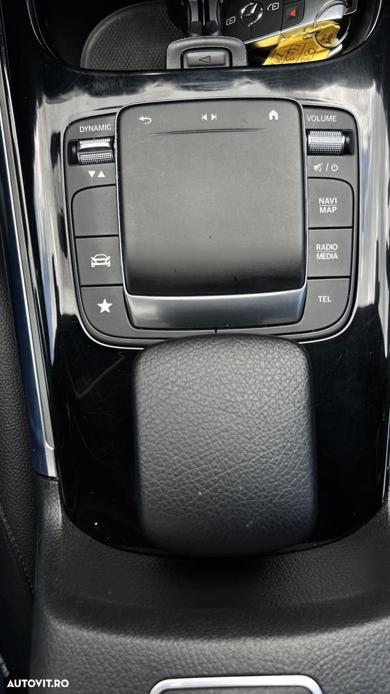 Mercedes-Benz GLA 250 8G-DCT Progressive - 13