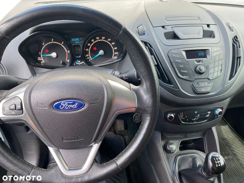 Ford Transit Courier - 5