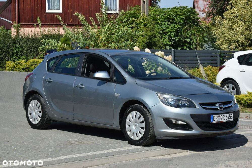 Opel Astra 1.6 Active EU6 - 1