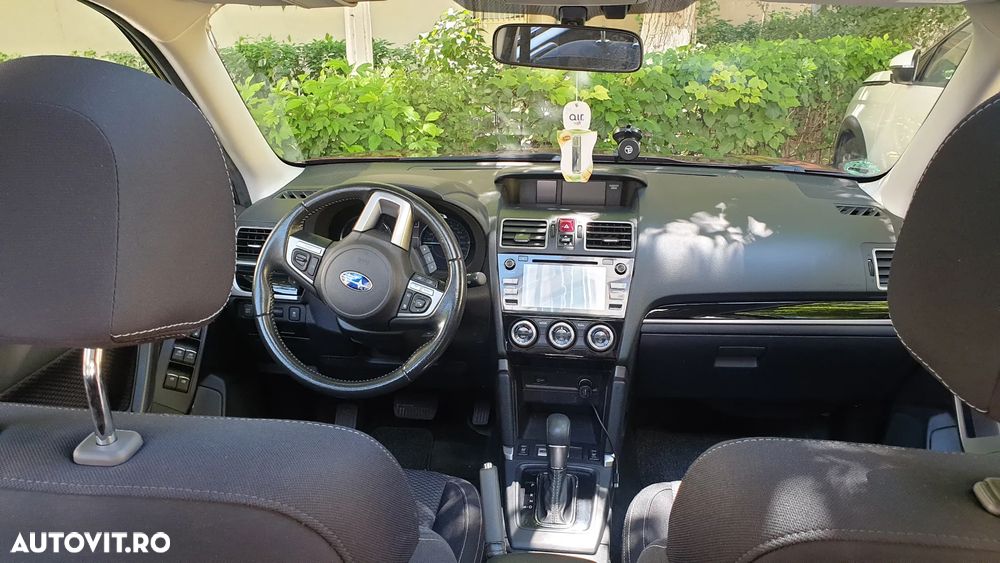 Subaru Forester 2.0D CVT Exclusive - 14