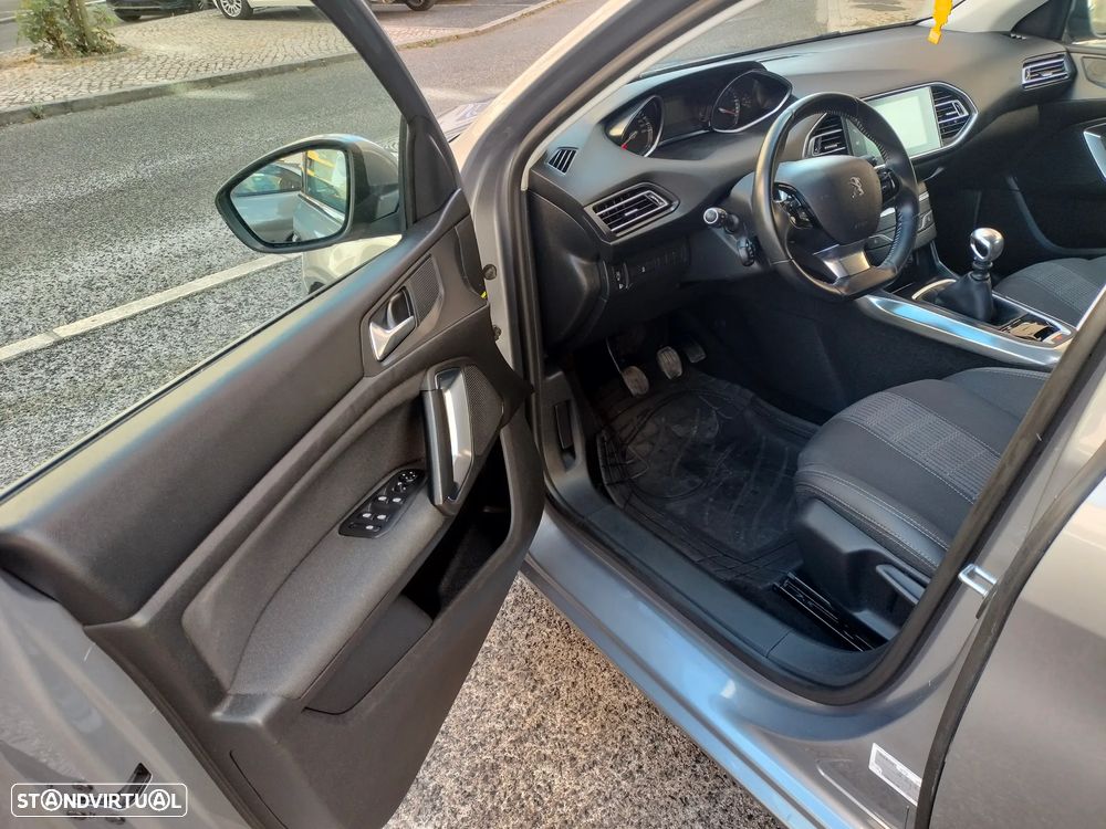 Peugeot 308 SW 1.5 BlueHDi Allure Pack - 27